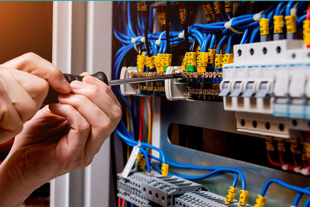 Kurs z uprawnieniami elektrycznymi